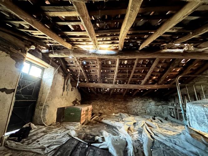 Image No.9-2 Bed Village House for sale