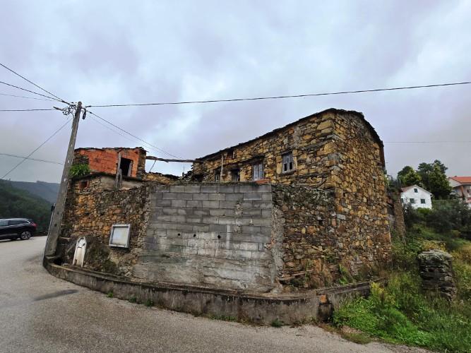 Image No.31-2 Bed Village House for sale