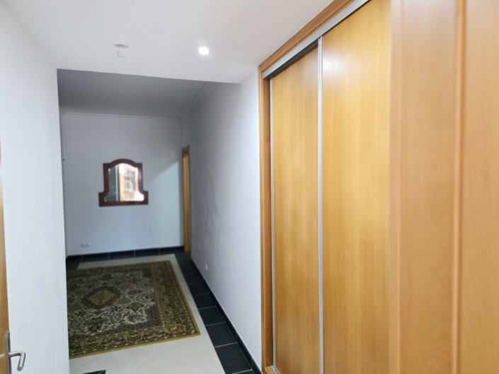 Image No.25-4 Bed Farmhouse for sale