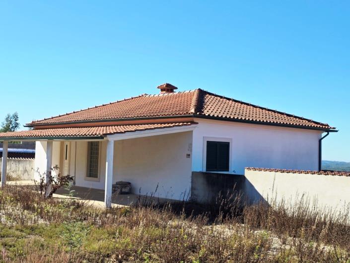 Image No.34-4 Bed Farmhouse for sale