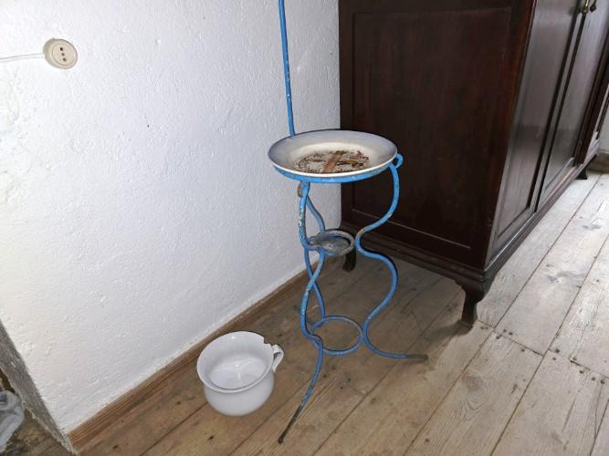 Image No.22-4 Bed Country House for sale