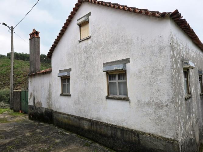 Image No.2-4 Bed Village House for sale