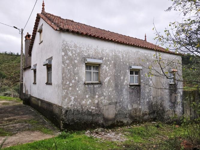 Image No.4-4 Bed Village House for sale