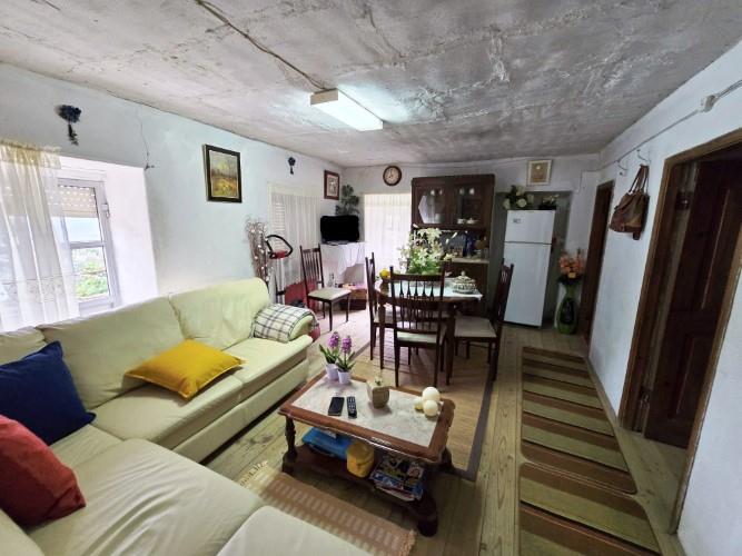 Image No.25-4 Bed Village House for sale