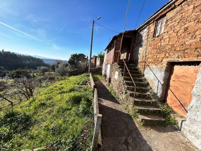 Image No.4-2 Bed Village House for sale