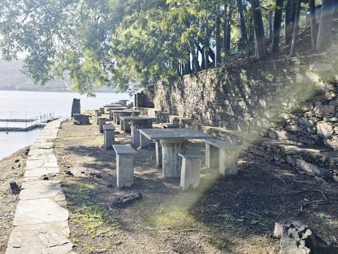 Image No.35-2 Bed Country House for sale