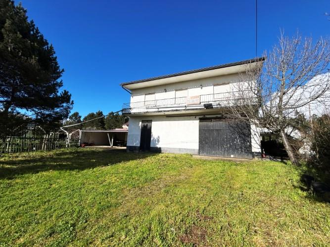 Image No.3-5 Bed House for sale