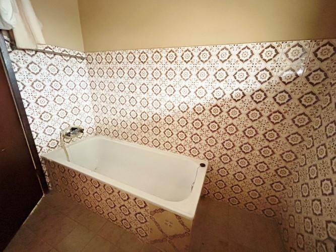 Image No.19-5 Bed House for sale