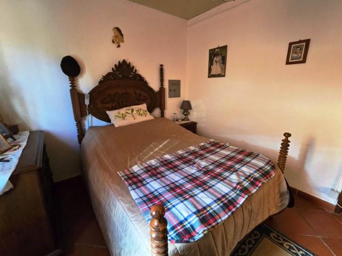 Image No.15-4 Bed House for sale