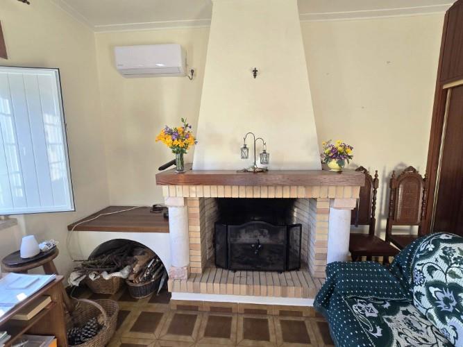 Image No.21-4 Bed House for sale