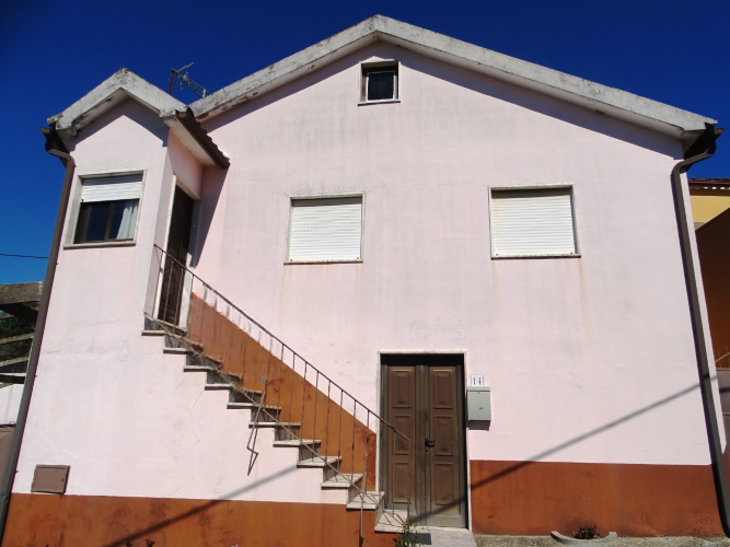 Image No.2-3 Bed Village House for sale