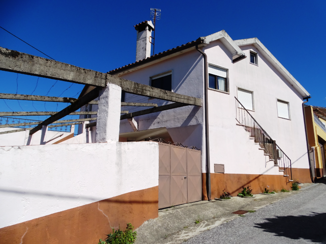 Image No.55-3 Bed Village House for sale