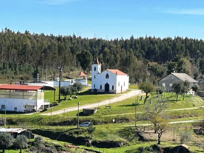 Image No.23-4 Bed Farmhouse for sale