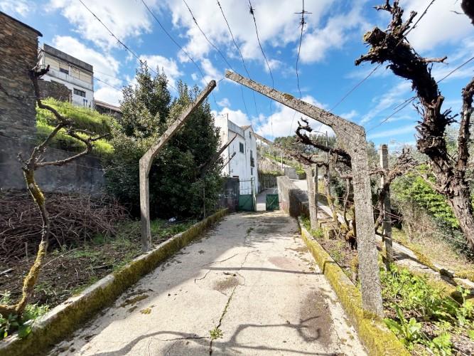 Image No.33-3 Bed Village House for sale