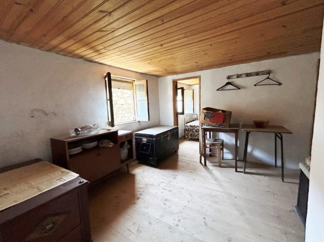 Image No.5-House for sale