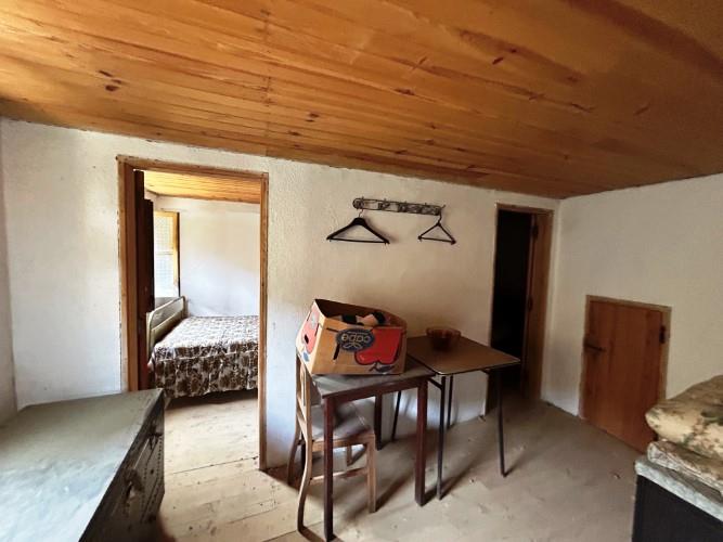 Image No.6-House for sale