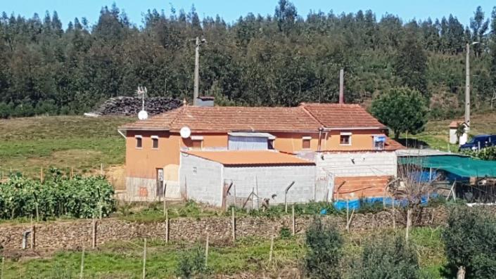 Image No.3-4 Bed Farmhouse for sale