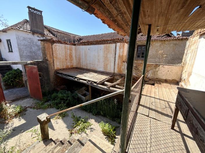 Image No.7-3 Bed Village House for sale