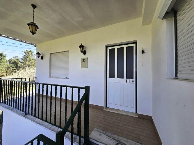 Image No.8-3 Bed Farmhouse for sale