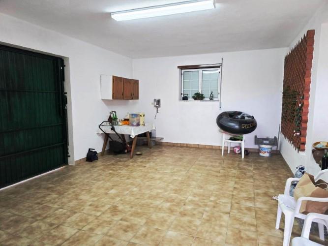 Image No.25-3 Bed Farmhouse for sale