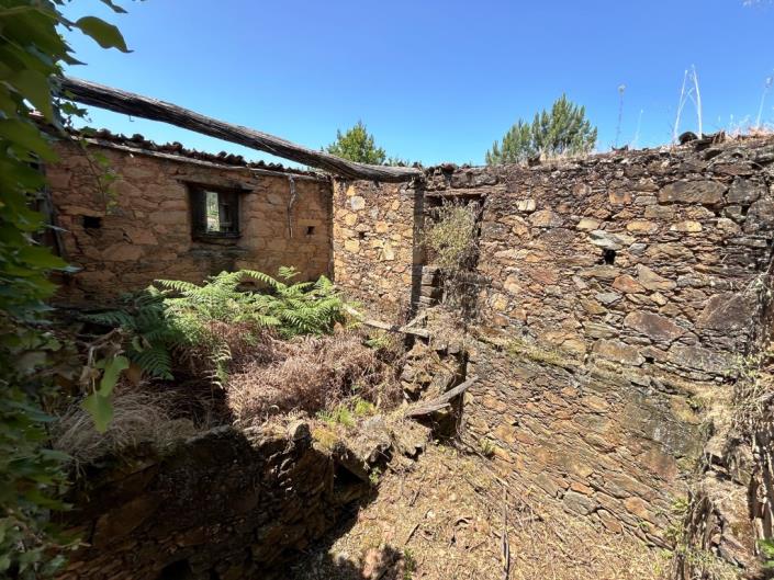 Image No.7-Country House for sale