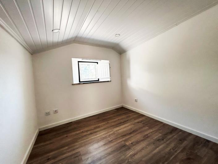 Image No.10-1 Bed Village House for sale