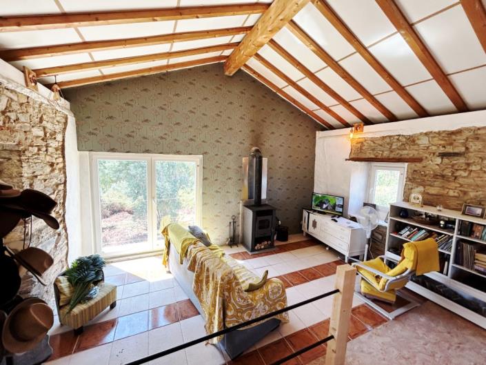 Image No.3-3 Bed House for sale