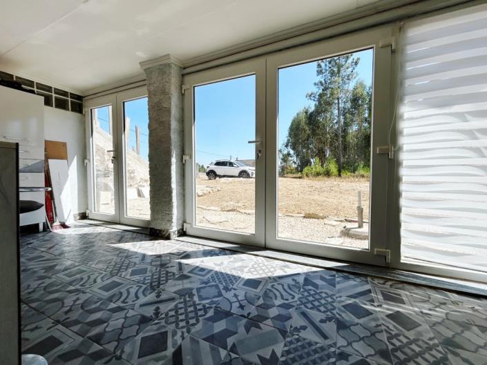 Image No.18-3 Bed House for sale