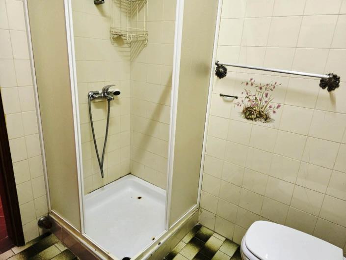 Image No.34-4 Bed House for sale