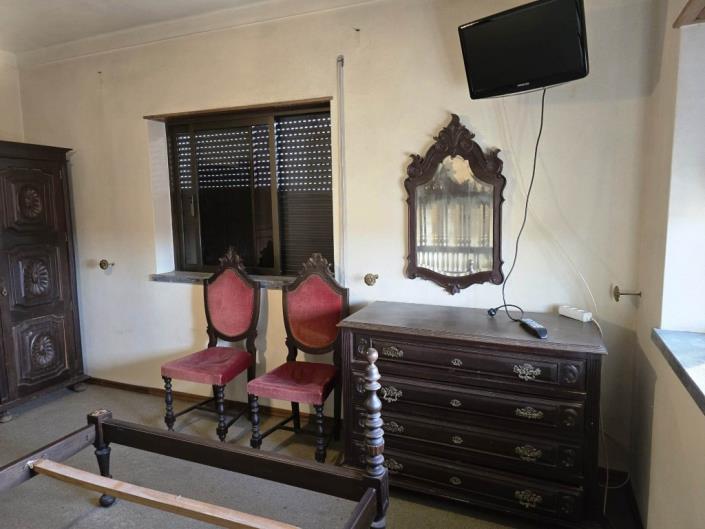 Image No.38-4 Bed House for sale