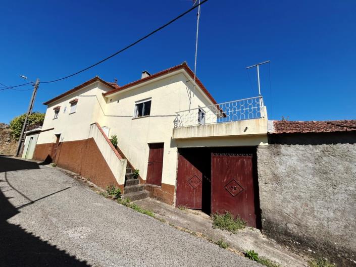 Image No.18-3 Bed Village House for sale