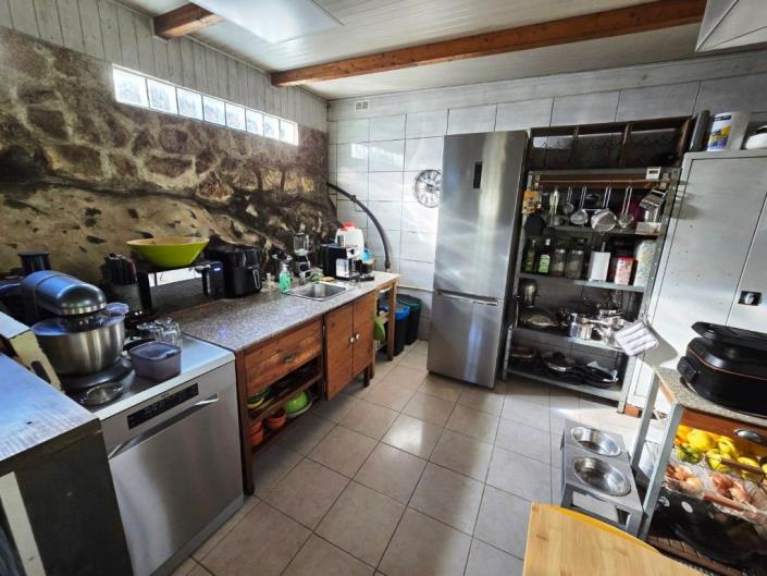 Image No.14-1 Bed Farmhouse for sale