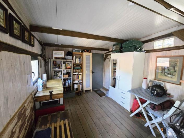 Image No.25-1 Bed Farmhouse for sale