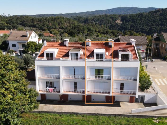 Image No.4-4 Bed Townhouse for sale