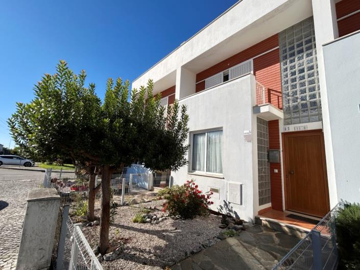 Image No.5-4 Bed Townhouse for sale