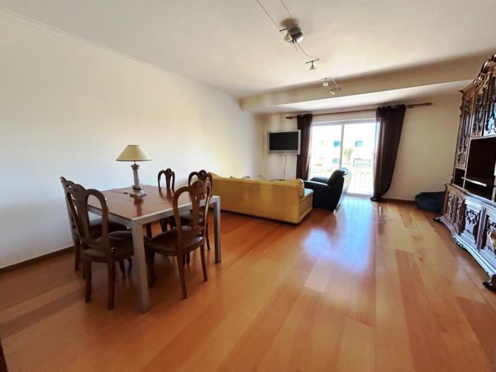 Image No.10-4 Bed Townhouse for sale