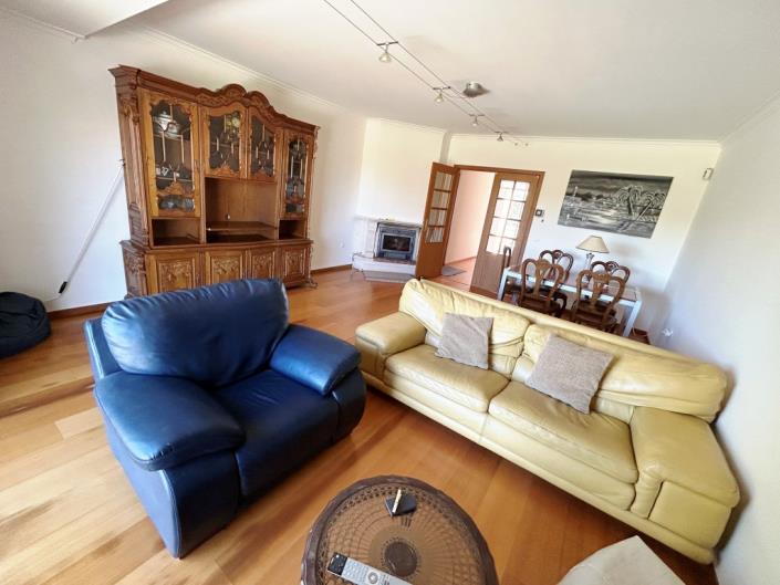 Image No.13-4 Bed Townhouse for sale