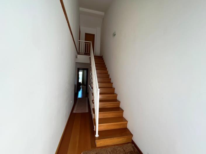 Image No.38-4 Bed Townhouse for sale