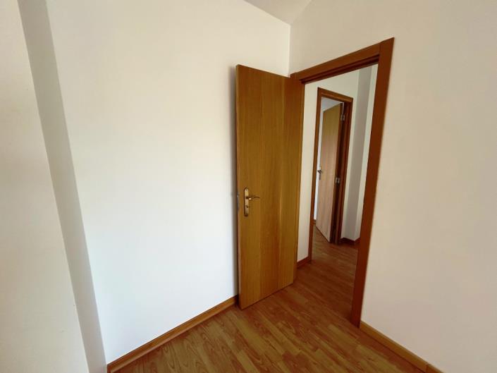 Image No.44-4 Bed Townhouse for sale