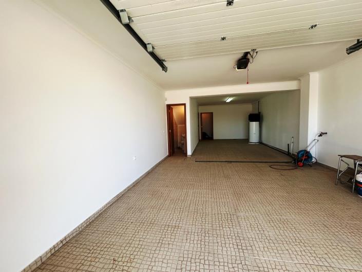 Image No.52-4 Bed Townhouse for sale