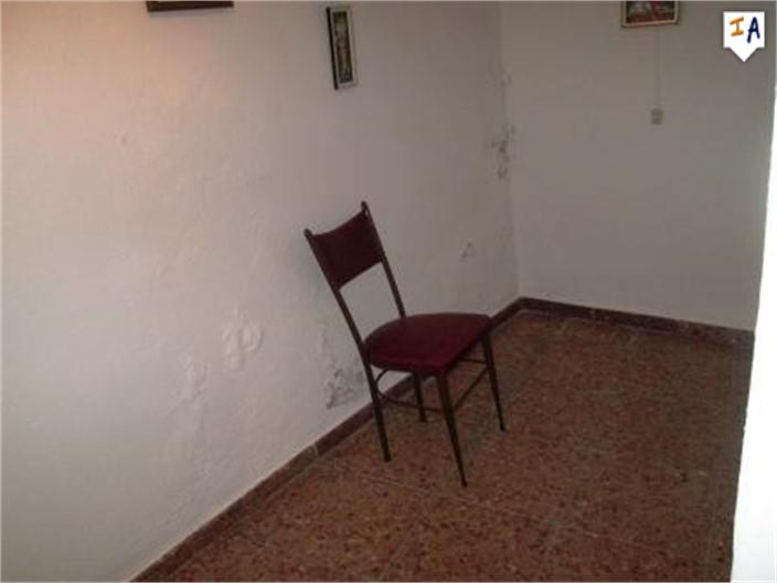 Image No.14-3 Bed House for sale