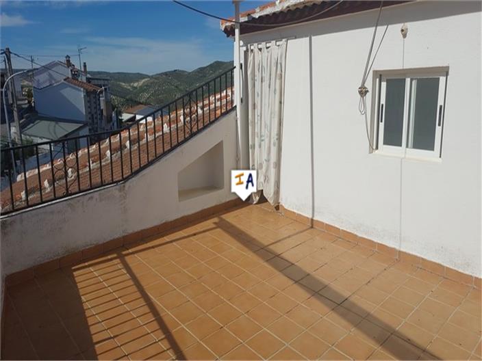 Image No.5-2 Bed House for sale