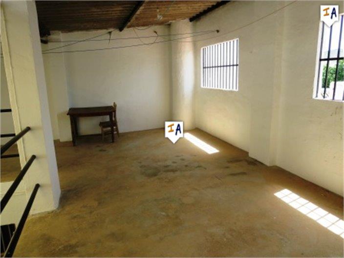 Image No.12-4 Bed House for sale