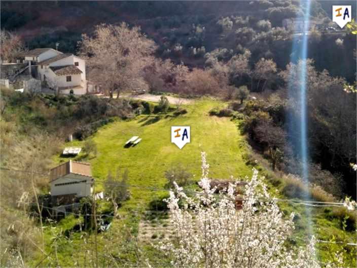 Image No.9-11 Bed Farmhouse for sale