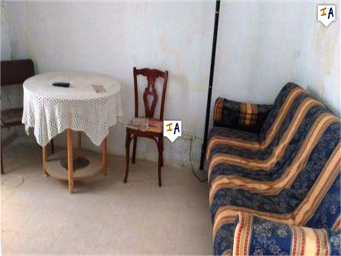 Image No.11-3 Bed House for sale