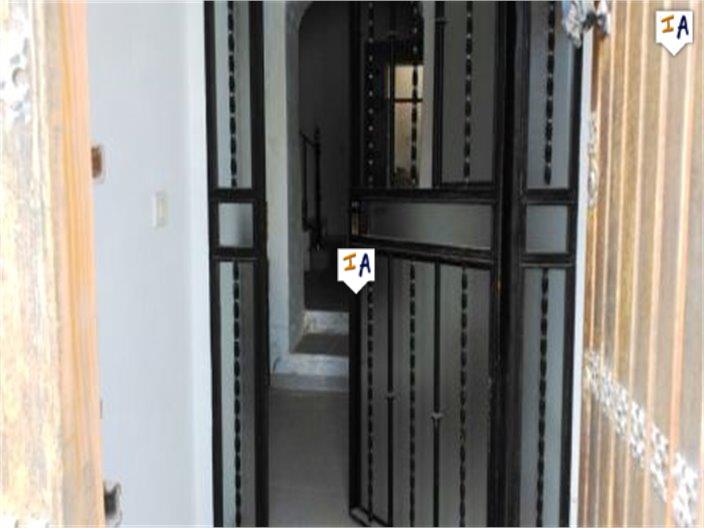 Image No.6-3 Bed House for sale