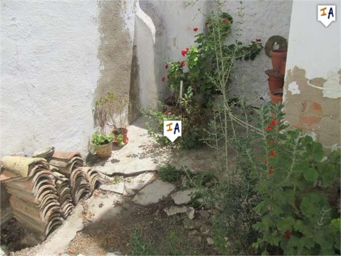 Image No.9-4 Bed House for sale