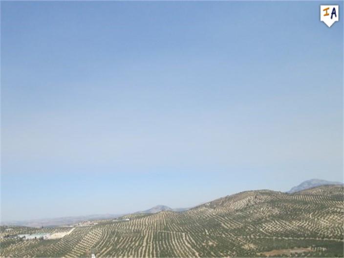 Image No.4-6 Bed House for sale