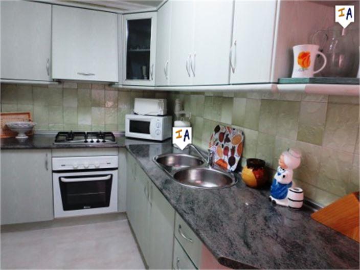 Image No.12-5 Bed House for sale