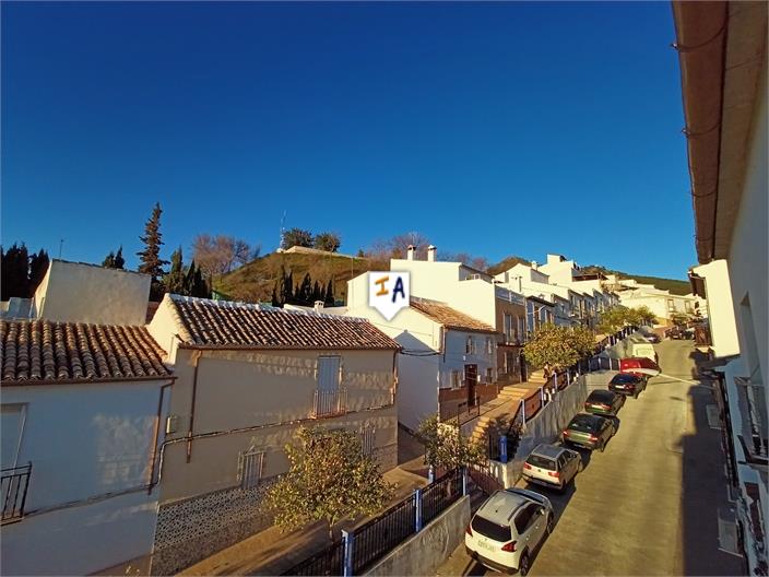 Image No.5-5 Bed House for sale